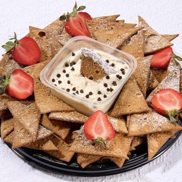 Cannoli Chip & Dip Tray