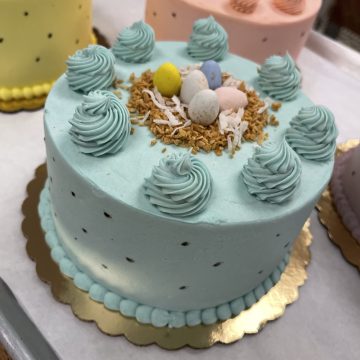 6″ Chocolate Cake with Vanilla Buttercream